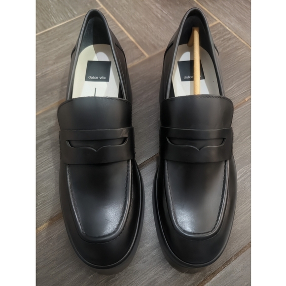Dolce Vita | Yanni Platform Loafer In Black - Picture 3 of 9